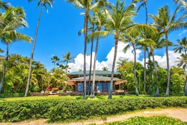 K B M Resorts- Bay-35 Presidential 5bd, 5ba Beach-front Estate, A/c, Private Yard!
