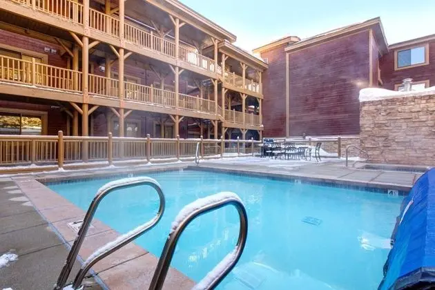 K B M Resorts- Bbl-251 Remodeled 2Bd Chalet, Walk to Deer Valley and Slopes, hot Tub! - Havuz