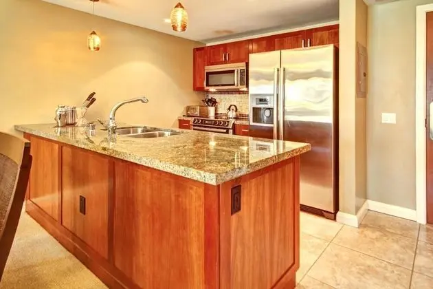 K B M Resorts- Hkh-242 Open Concept 2bd, Upgraded, Easy Pool, Beach, and Parking Access! - Mutfak