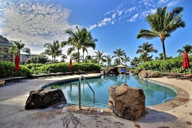 K B M Resorts- Hkh-323 Upgraded Studio, Ocean Views, Private Balcony, Easy Beach Access! - Havuz
