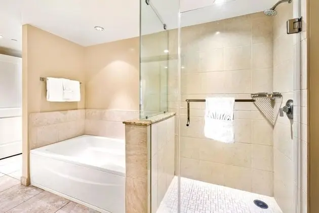 K B M Resorts- Hkh-515 Ultimate 2Bd Villa, Large Balcony, Ocean Views, Seating for 6! - Banyo Tipleri