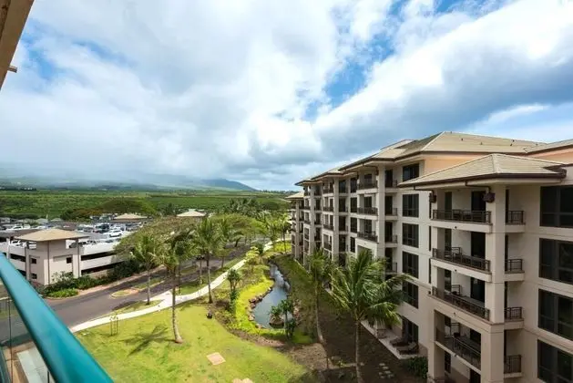K B M Resorts- Hkh-520 Luxurious 2Bd With Large Balcony for Entertaining, Remodeled! - Oda Manzaraları