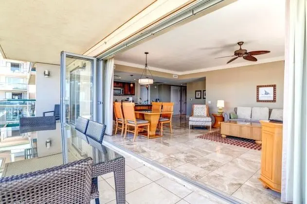 K B M Resorts- Hkh-609 Luxurious 2Bd With Large Balcony, Chefs Kitchen, Ocean Views! - Oda Düzeni
