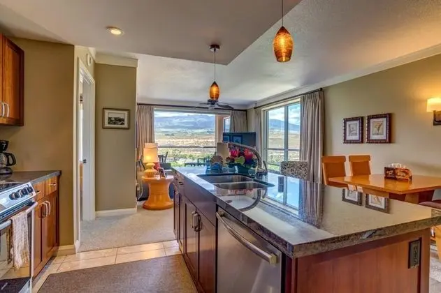 K B M Resorts- Hkh-822 Spacious 2bd, Majestic Views, 8th Floor, Chef Kitchen, Remodeled! - Mutfak