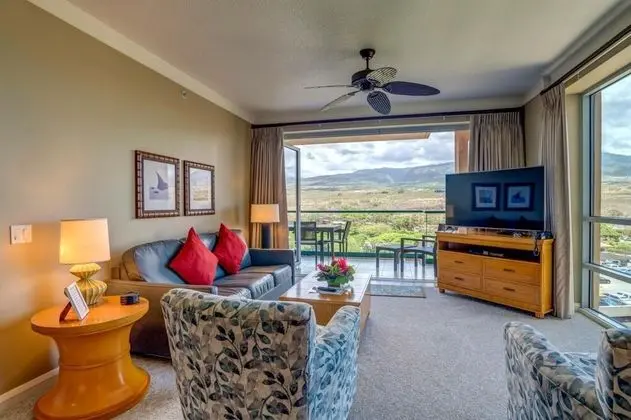 K B M Resorts- Hkh-822 Spacious 2bd, Majestic Views, 8th Floor, Chef Kitchen, Remodeled! - Oda Düzeni