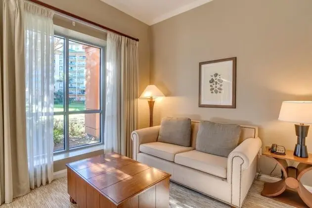 K B M Resorts- Hkk-108 Ground Floor 1 Bedroom Den, 1 Bathroom Villa - Oda