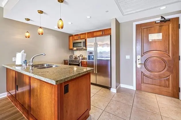 K B M Resorts- Hkk-306 Chic 2bd, Upgraded, Steps Away From Resort Pools, Beach and Spa! - Mutfak