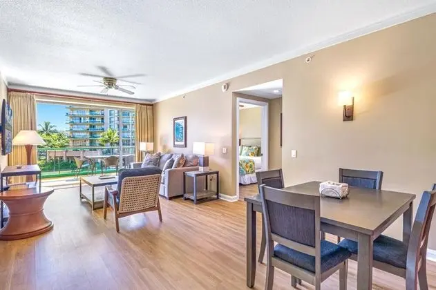 K B M Resorts- Hkk-306 Chic 2bd, Upgraded, Steps Away From Resort Pools, Beach and Spa! - Yerinde Yemek