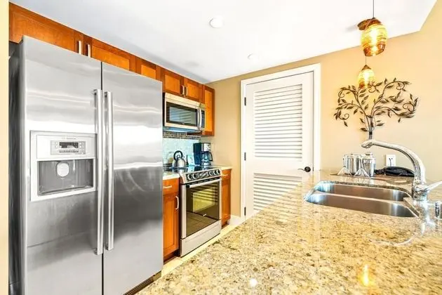 K B M Resorts- Hkk-510 Tropical 1bdrm, Private Balcony, Partial Ocean Views, Alfresco Dining! - Mutfak