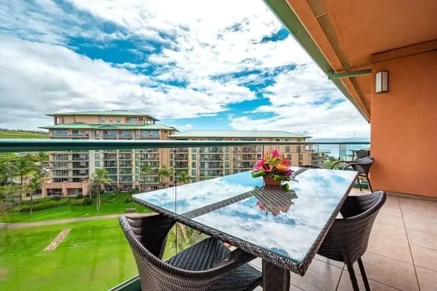 K B M Resorts- Hkk-706 Spacious 2Bd Villa, Ocean and Mountain Views, Private Balcony!