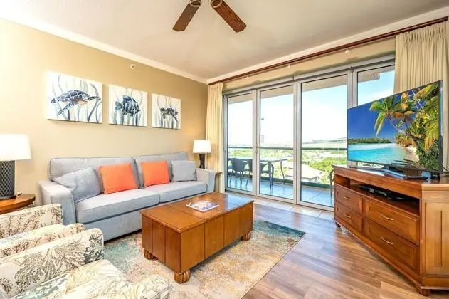 K B M Resorts- Hkk-920 Enormous 2Bd Luxury Villa, Large Balcony, Views, Seating for 6! - Oda Düzeni