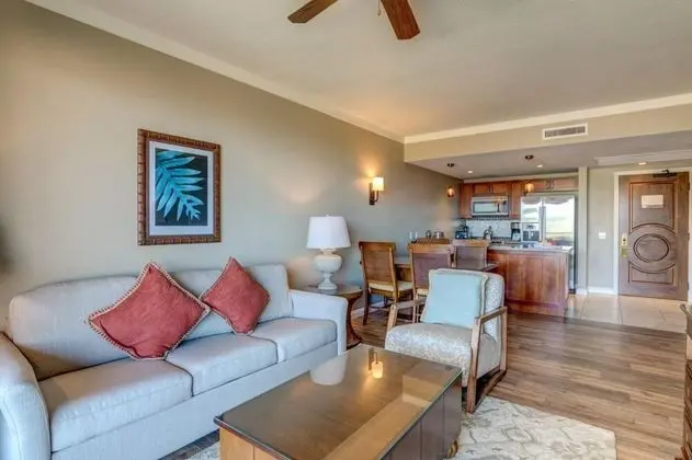 K B M Resorts- Hkk-922 Gorgeous 1Bd 9th Floor Views, Chefs Kitchen, Private Balcony! - Oda Düzeni