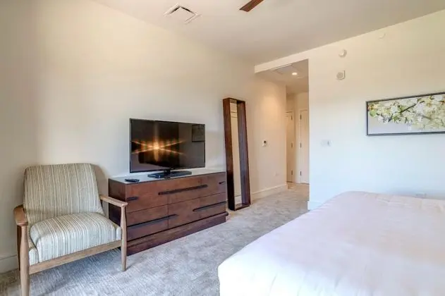 K B M Resorts- Hkl-8c Ultimate 3bd, Private Outdoor Kitchen, Steps to Pool and Beach!