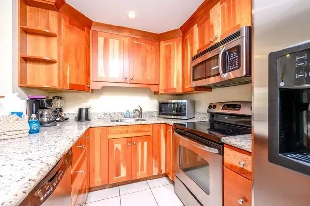 K B M Resorts- Ks-155 Spacious 2Bd at the Famous Ocean Front Kaanapali Shores Resort! - Mutfak