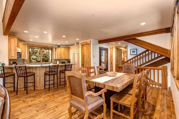 K B M Resorts- Pge-2413 Large 3Bd Chalet, Deer Valley Mountain Views, Private hot Tub! - Yerinde Yemek