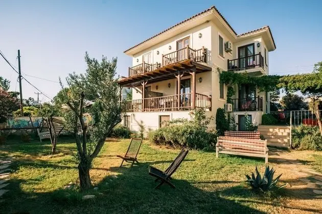 K Bozcaada Paralia