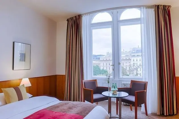 K+K Palais Hotel - Oda