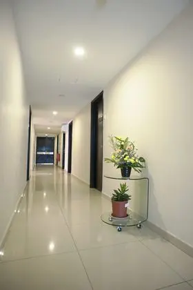K Hotel - Genel