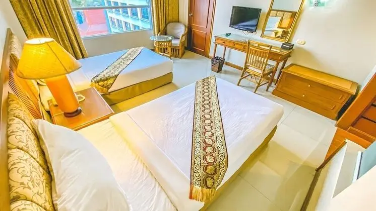 K Park Grand Hotel - Oda