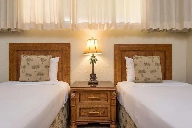 Kaanapali Shores by KBM Hawaii Vacations - Oda