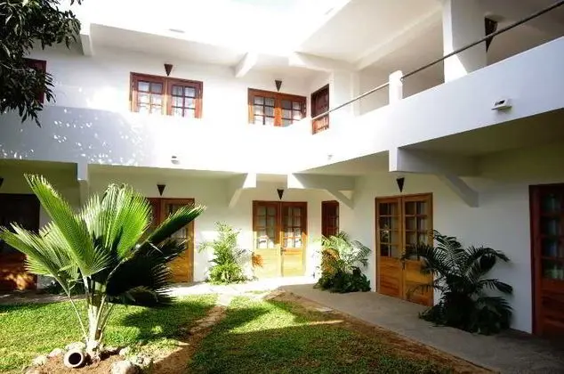 Kadiandoumagne Hotel