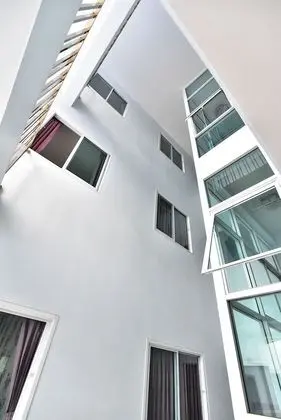 Kaewfathip Apartment - 1