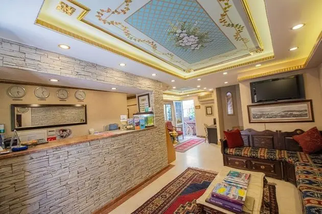 Kaftan Hotel - Lobi