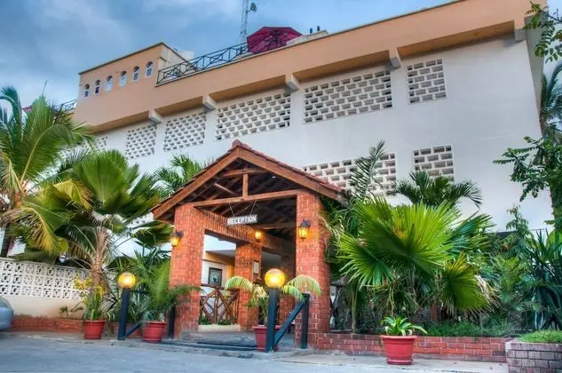 Kahama Hotel Mombasa - Dış Mekan