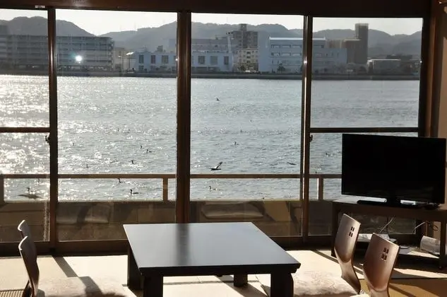 Kahan no Yado Karatsu Castle - Öne Çıkan Resim