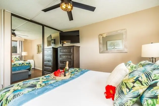 Kahana Manor 418 1 Bedroom Condo by Redawning - Oda
