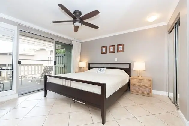 Kahana Sunset D10 2 Bedroom Condo by Redawning - Oda