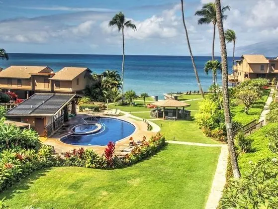 Kahana Sunset D7 2 Bedroom Condo by Redawning