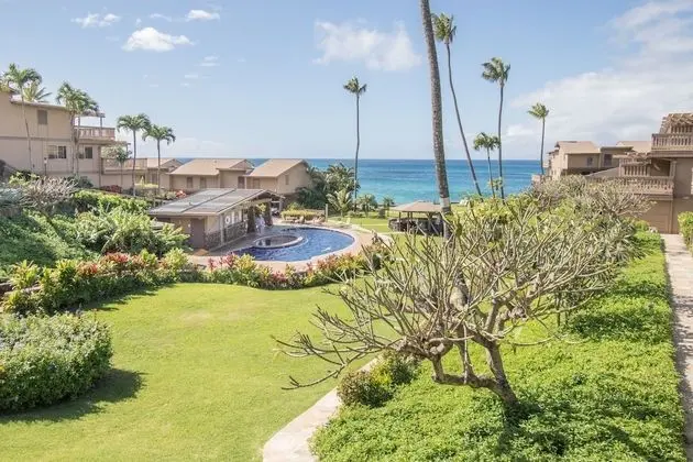 Kahana Sunset D8 2 Bedroom Condo by Redawning