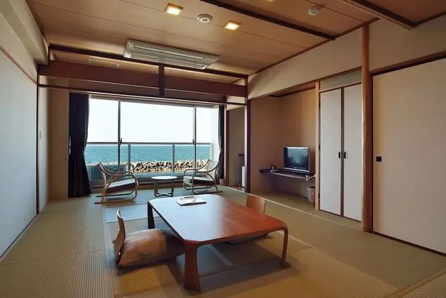 Kaike Seaside Hotel Uminoshiki - Oda Düzeni