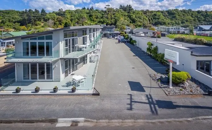 Kaikoura Waterfront Apartments - Dış Mekan