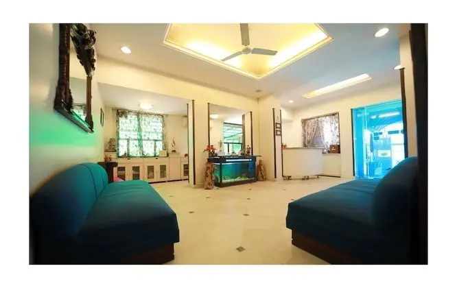 Kailrugji - A City Centre Hotel - Lobi