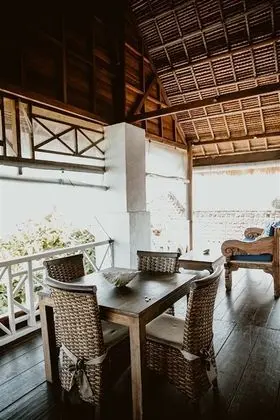 Kainalu Lembongan - Yerinde Yemek
