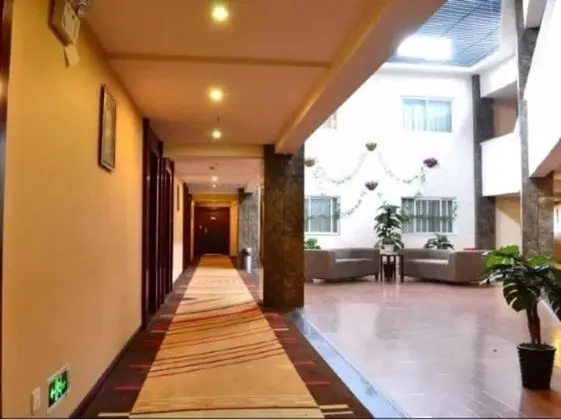 Kaiserdom Hotel Changsha Railway Station - İç Mekan