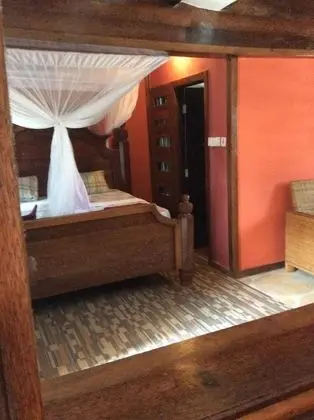 Kajibange bar and guesthouse - Oda