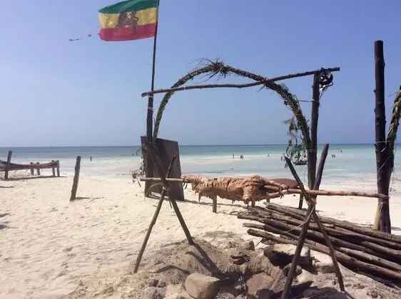 Kajibange bar and guesthouse - Plaj