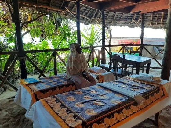 Kajibange bar and guesthouse - Spa