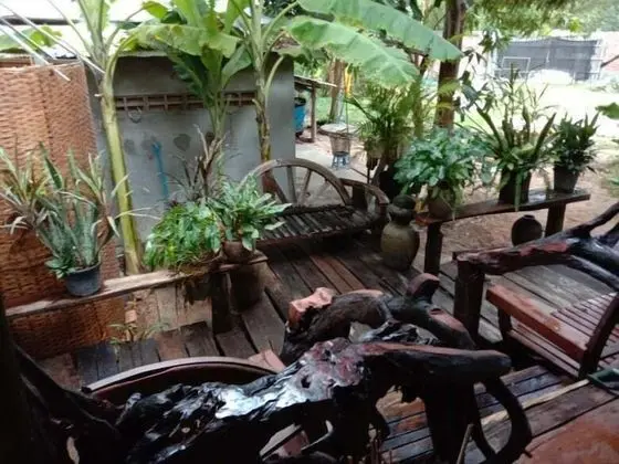 Kakrona Pouk Homestay - Dış Mekan