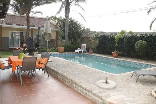 Kalahari Guest House - Havuz