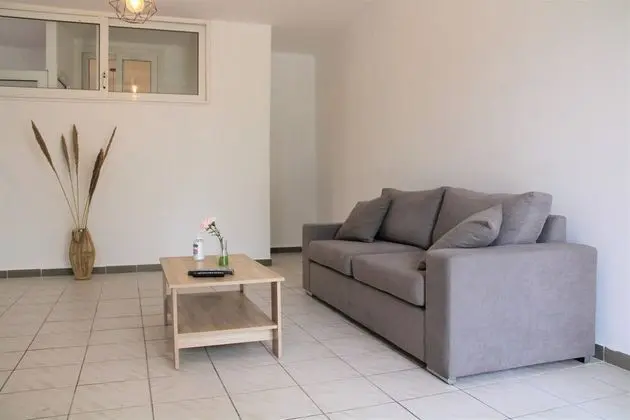 Kalamaki Plaza Apartments Kalimera - Oda Düzeni