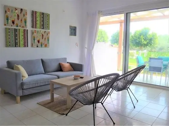 Kalamaki Plaza Apartments Ptero
