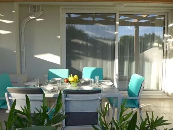 Kalamaki Plaza Apartments Ptero - Dış Mekan