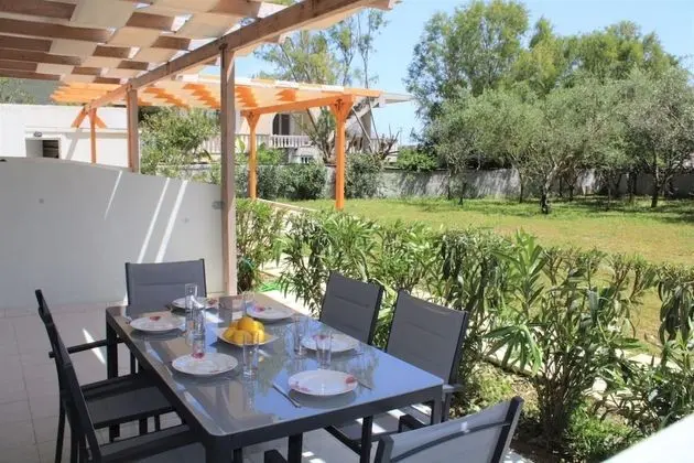Kalamaki Plaza Apartments Tzante