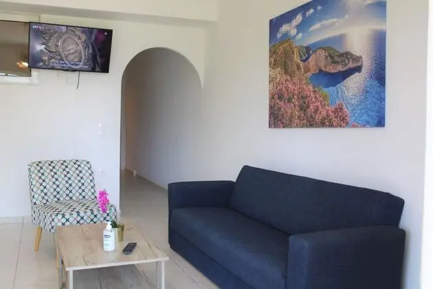 Kalamaki Plaza Apartments Tzante - İç Mekan