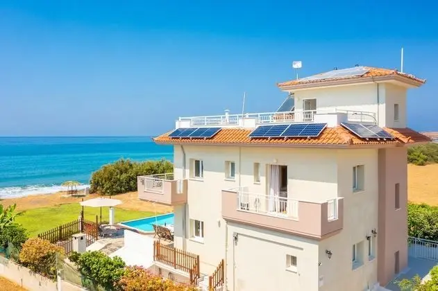 Kalisto Beach Villa Large Private Pool Walk to Beach Sea Views A C Wifi Car Not Required - 2137