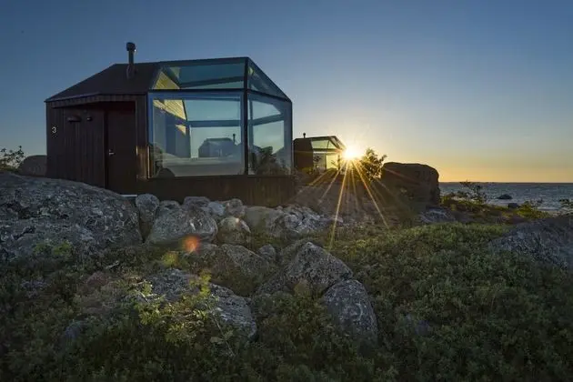 Kalle's Inn Glass Houses